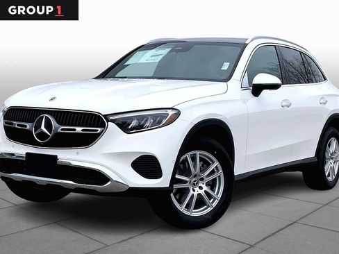 Used 2025 Mercedes-Benz GLC 300 4MATIC image 1