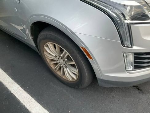 Used 2017 Cadillac XT5 Luxury w/ Driver Awareness Package FWD image 2