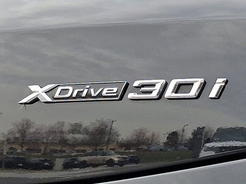 Used 2024 BMW X4 xDrive30i w/ Premium Package image 32