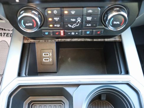 Used 2018 Ford F250 Lariat w/ Lariat Value Package image 24
