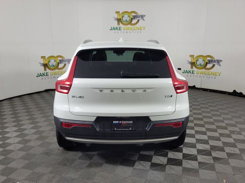 Used 2019 Volvo XC40 T5 Momentum AWD/4WD image 6