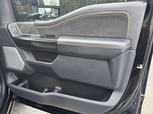 Used 2024 Ford F350 Platinum image 13