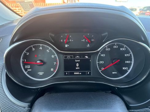Used 2019 Chevrolet Cruze LS w/ LS Convenience Package FWD image 24