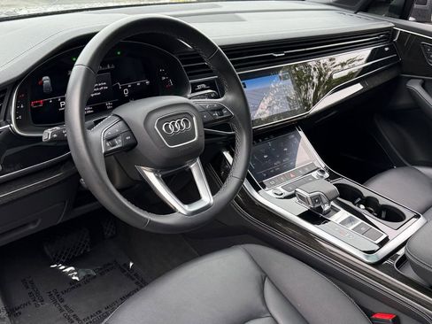 Used 2025 Audi Q7 3.0T Premium Plus AWD/4WD image 21