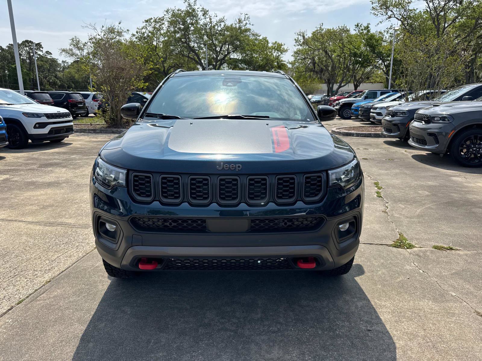 New 2026 Jeep Compass Trailhawk w/ Trailer Tow Group AWD/4WD image 8