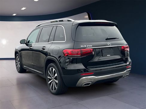 Certified 2022 Mercedes-Benz GLB 250 4MATIC image 3