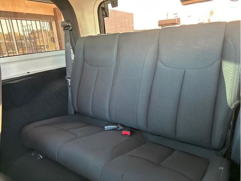 Used 2018 Jeep Wrangler Sport AWD/4WD image 18