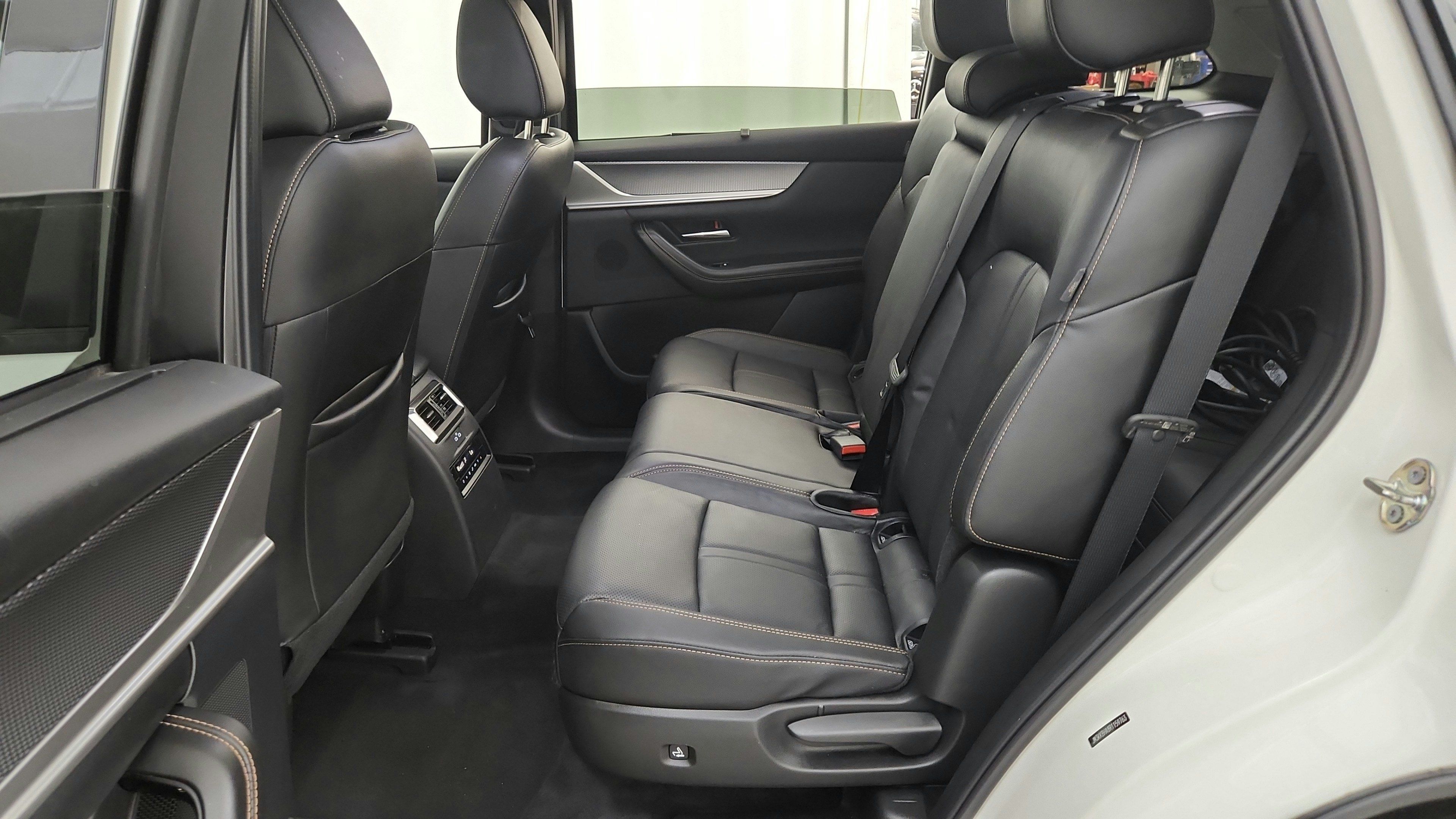 Used 2024 MAZDA CX-90 Plug-In Hybrid w/ Preferred AWD/4WD image 27