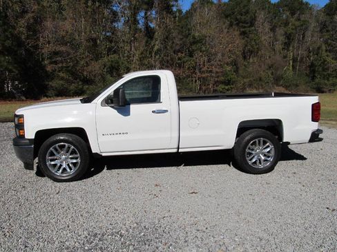 Used 2014 Chevrolet Silverado 1500 W/T w/ Trailering Package image 3