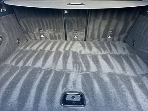 Used 2019 Mercedes-Benz GLC 300 4MATIC image 15