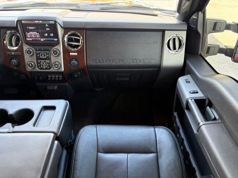 Used 2016 Ford F350 Lariat w/ Chrome Package image 12