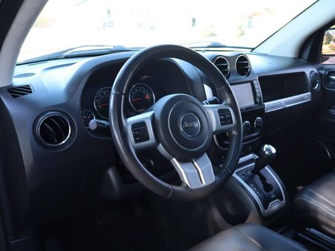 Used 2016 Jeep Compass High Altitude AWD/4WD image 15