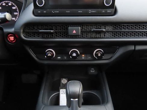 Certified 2023 Honda HR-V LX image 20