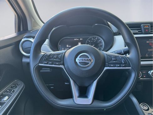 Used 2021 Nissan Versa SV FWD image 12