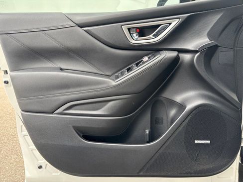 Used 2019 Subaru Forester Limited image 8