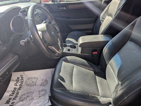 Used 2019 Subaru Outback 2.5i Limited AWD/4WD image 7