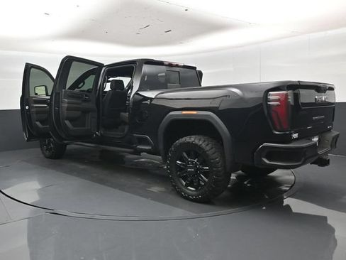 Used 2024 GMC Sierra 2500 AT4 w/ AT4 Premium Plus Package AWD/4WD image 54