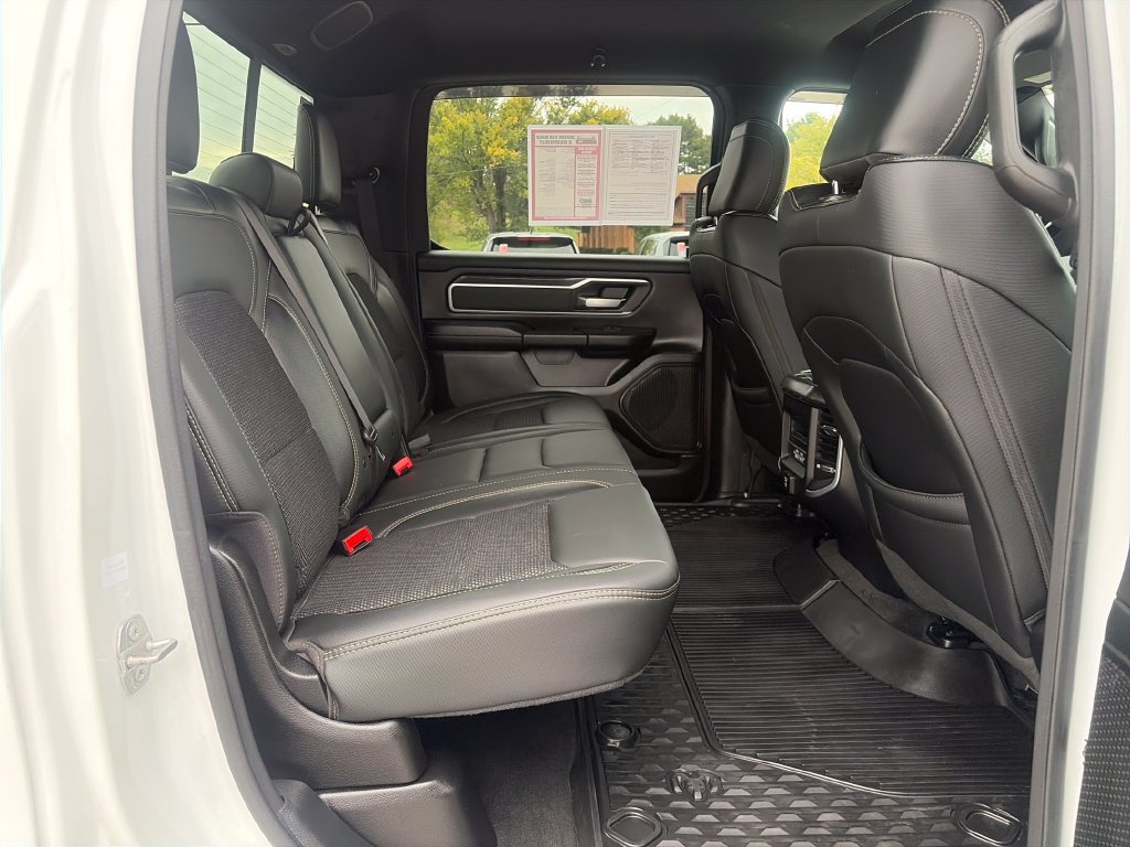 Used 2022 RAM 1500 Big Horn AWD/4WD image 44