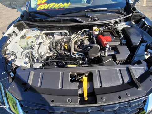 Used 2021 Nissan Rogue SV FWD image 17