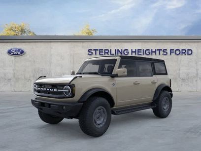 New 2025 Ford Bronco Outer Banks w/ Sasquatch Package