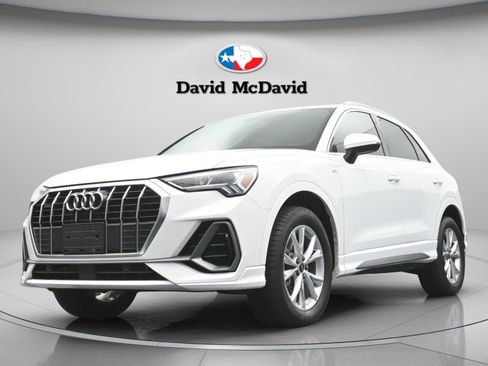 Used 2023 Audi Q3 2.0T Premium w/ Convenience Package AWD/4WD image 30