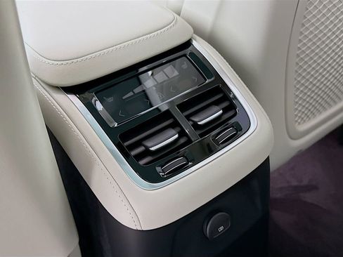 New 2026 Volvo XC90 T8 Ultra AWD/4WD image 27