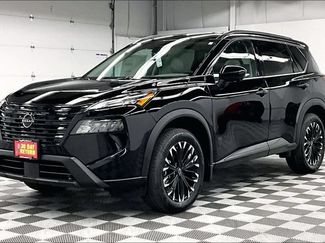 New 2026 Nissan Rogue Dark Armor FWD video 2