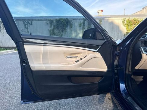 Used 2016 BMW 550i Sedan RWD image 14