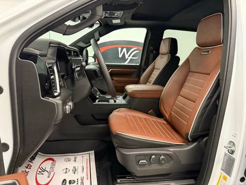 New 2026 GMC Sierra 2500 Denali Ultimate image 11