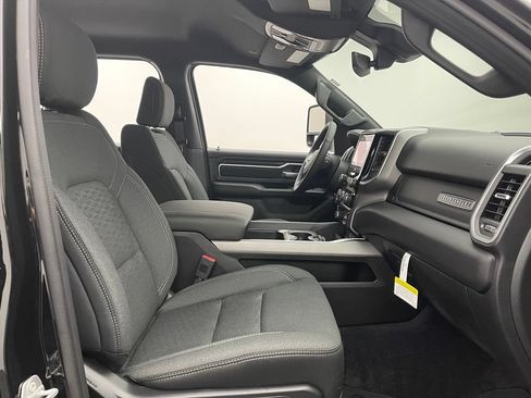 Used 2025 RAM 1500 Big Horn AWD/4WD image 29
