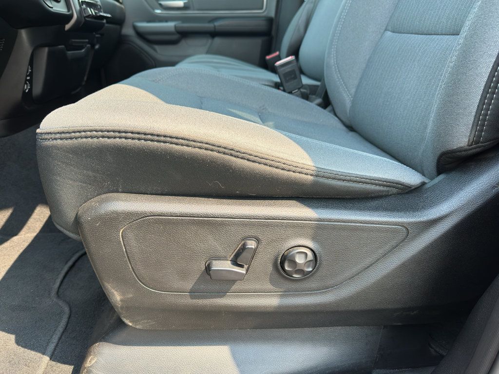 Used 2019 RAM 1500 Big Horn AWD/4WD image 18