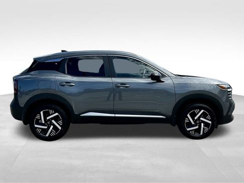 New 2026 Nissan Kicks SV w/ SV Premium Package FWD image 4