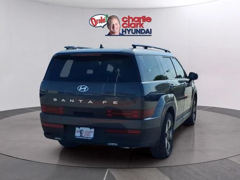 Used 2024 Hyundai Santa Fe SEL FWD image 5