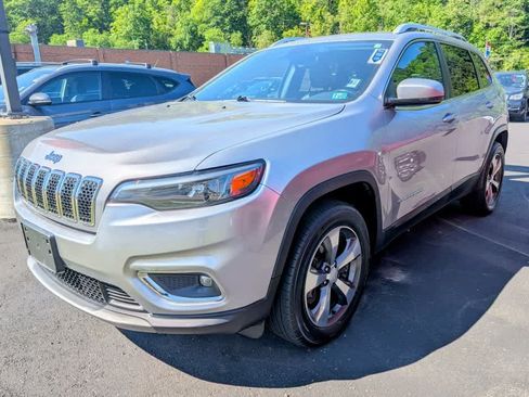 Used 2020 Jeep Cherokee Limited AWD/4WD image 3