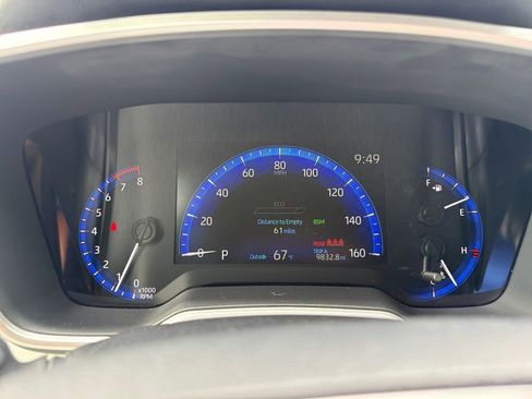 Used 2021 Toyota Corolla XSE FWD image 16