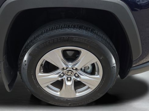 Certified 2025 Toyota RAV4 XLE w/ Convenience Package FWD image 33