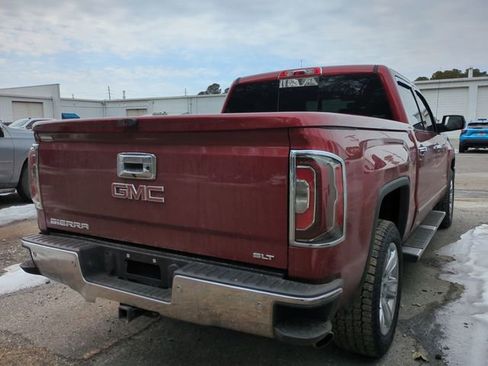 Used 2018 GMC Sierra 1500 SLT image 4