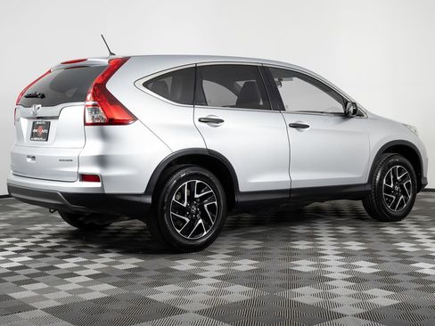 Used 2016 Honda CR-V SE image 8