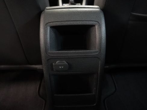 Used 2017 Volkswagen Jetta SE FWD image 28
