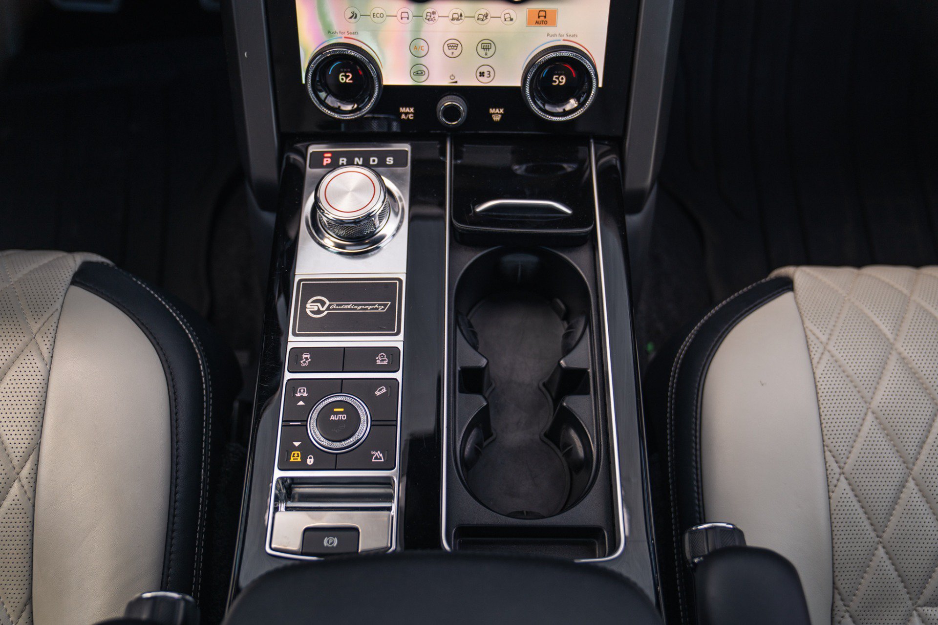 Used 2019 Land Rover Range Rover SV Autobiography Dynamic AWD/4WD image 34