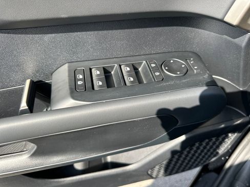 New 2027 Kia Telluride LX FWD image 11