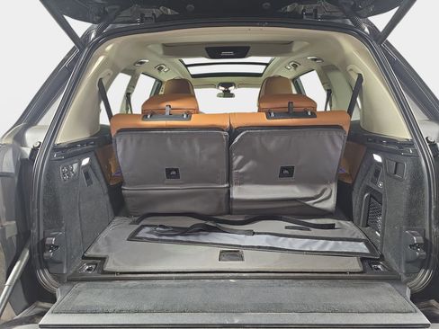 Used 2022 BMW X7 xDrive40i w/ Premium Package AWD/4WD image 13