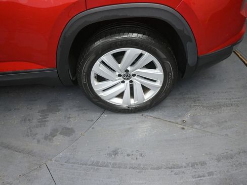 Used 2022 Volkswagen Atlas Cross Sport SE image 17