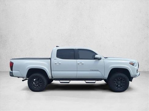 Used 2023 Toyota Tacoma SR5 RWD image 4