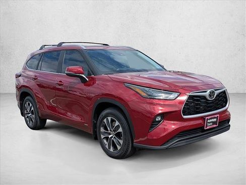 New 2026 Toyota Highlander XLE AWD/4WD image 7