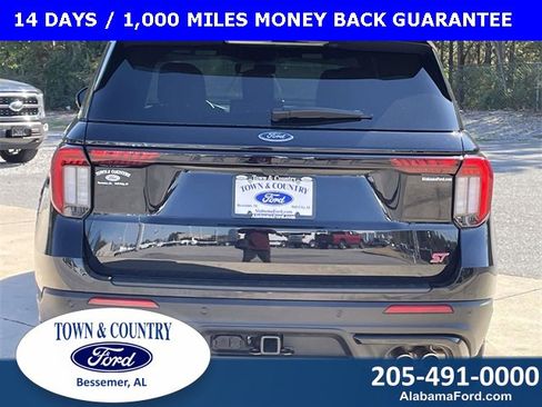 Certified 2025 Ford Explorer ST image 4