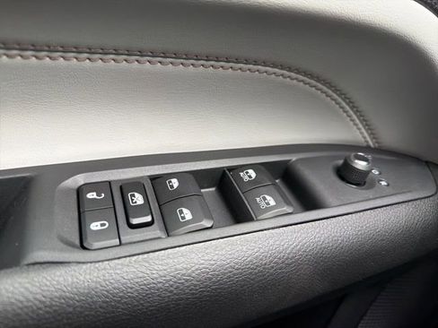 New 2026 Jeep Compass Limited AWD/4WD image 17