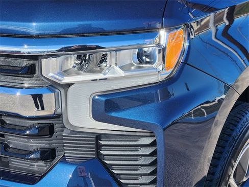 Used 2023 Chevrolet Silverado 1500 LT image 9