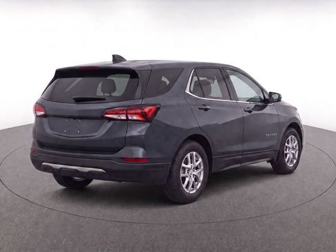 Used 2022 Chevrolet Equinox LT FWD image 4
