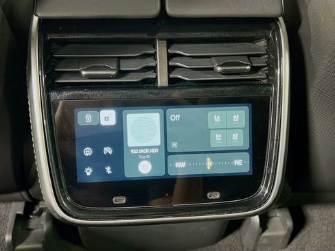 Used 2025 Rivian R1S Adventure image 26